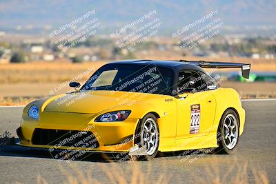 media/Nov-16-2024-Extreme Speed (Sat) [[6587d07cc4]]/Orange Group/Session 3 (The Bowl)/